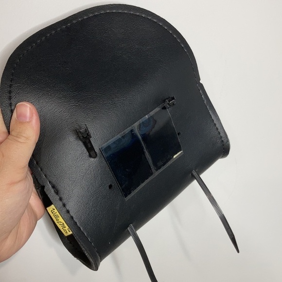 NWOT Willie & Max leather motorcycle pouch - Picture 4 of 8